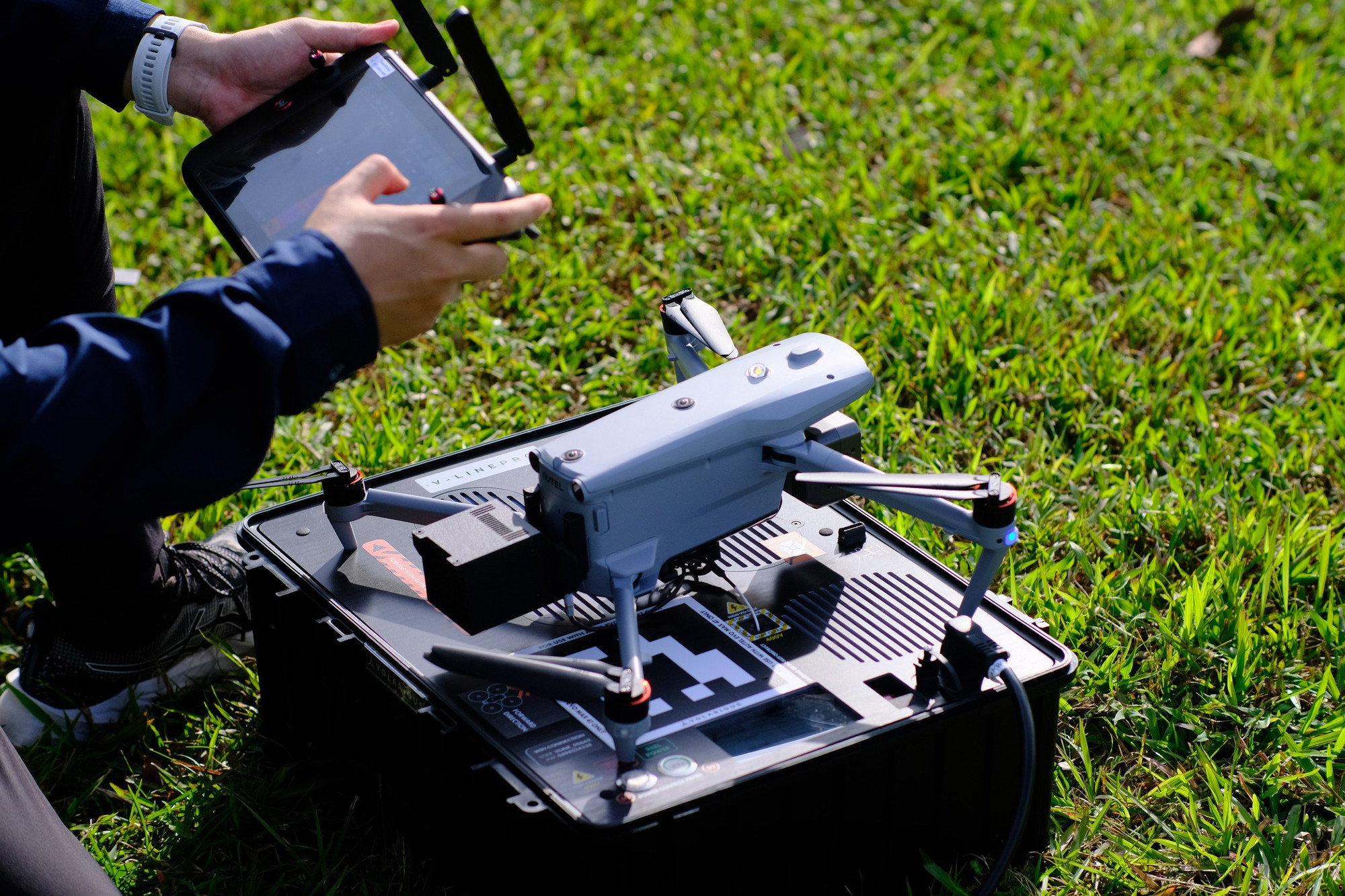 V-Line Pro - tethered System for Autel – Bild 4 von 17
